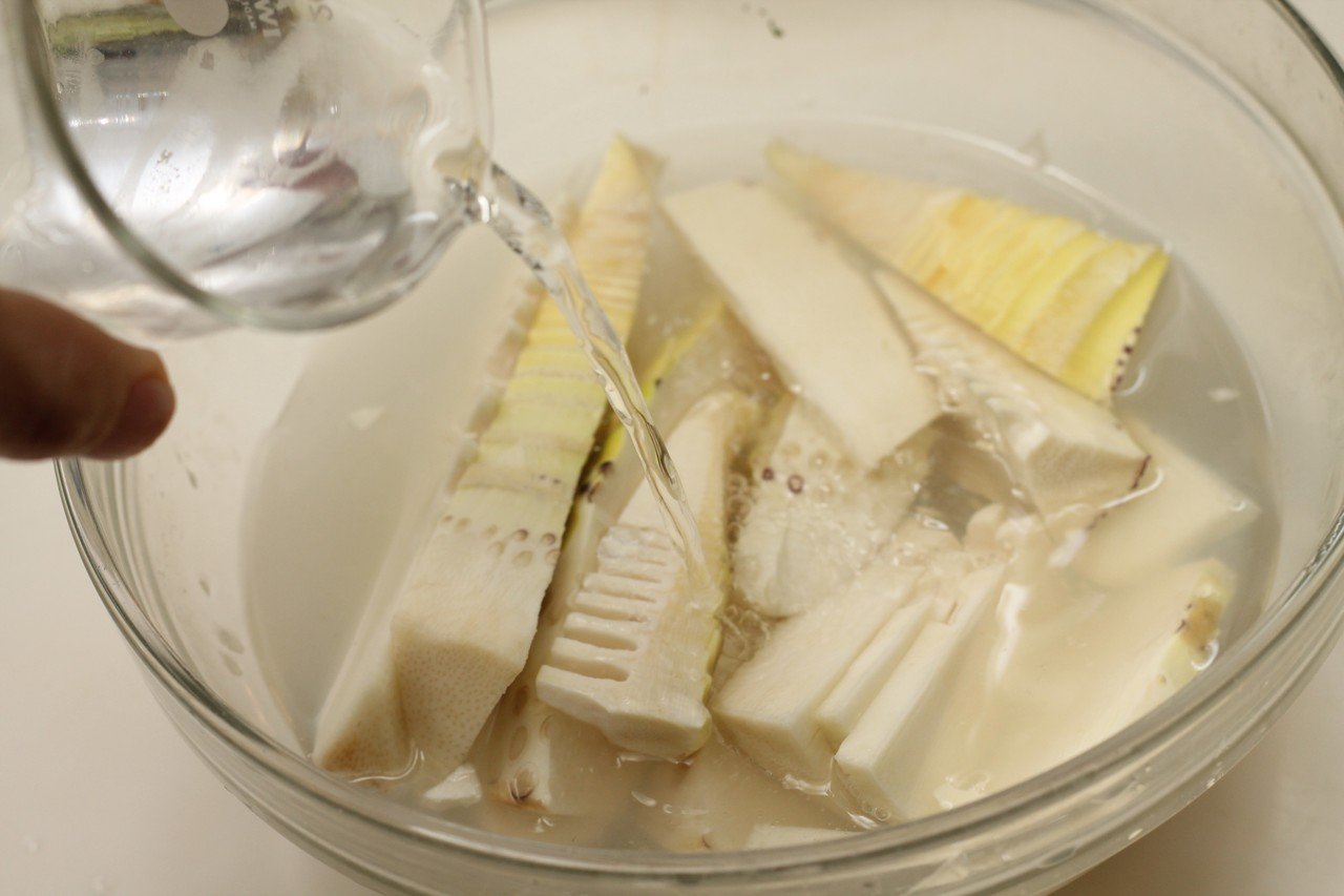 大根おろしで筍のアク抜き 樋口直哉 Travelingfoodlab Note