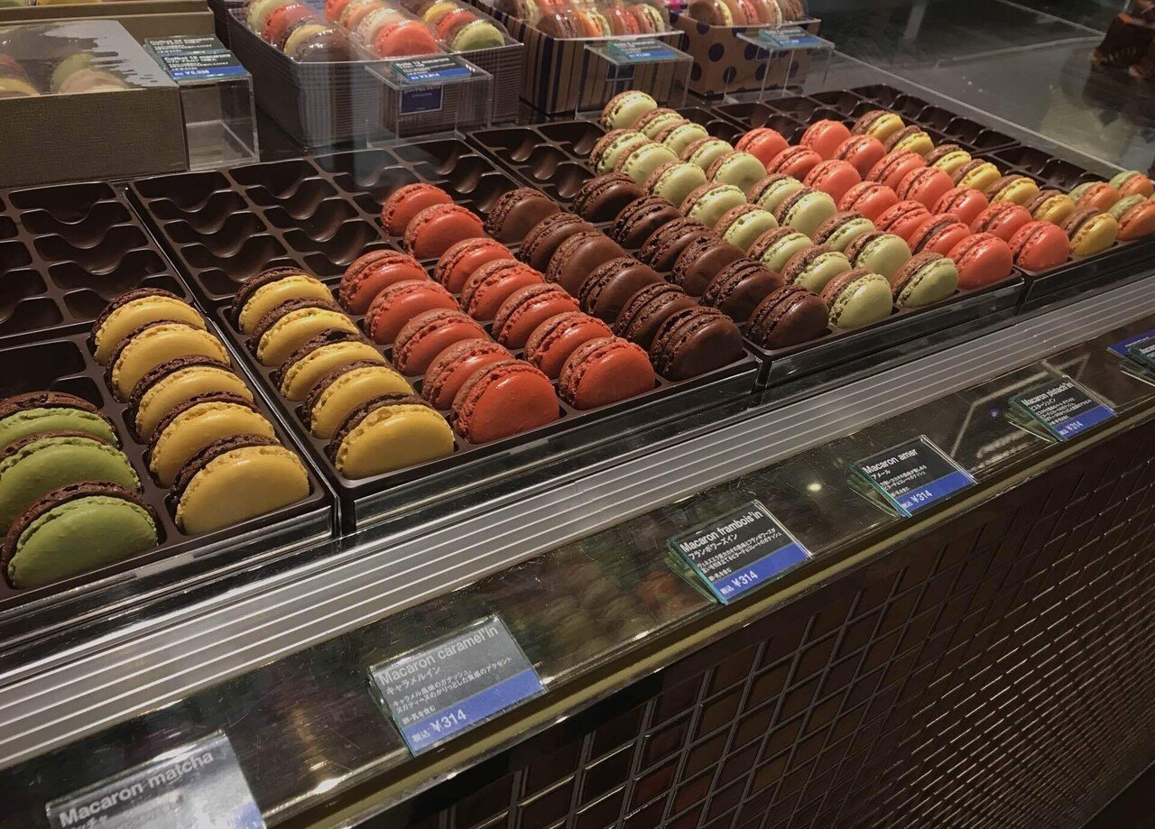 マカロンが絵画作品になるまで 奥野晶 Note