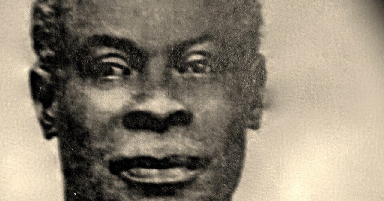 エチオピアアンティークレゲエの思想ラスタファリアン、ラスタマンのドレッド姿の仮面 ラスタファリズムとは？凄惨な歴史の裏にあった奴隷黒人たちの