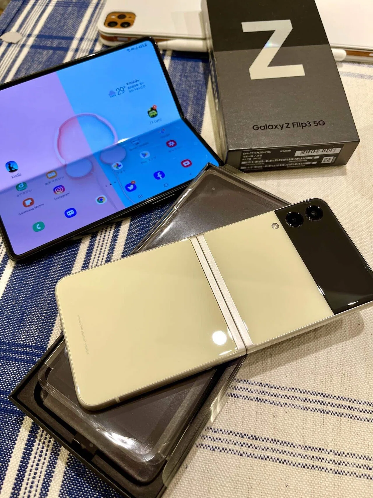 ガラケーっぽいパカパカもパワフルに！Galaxy Z Flip3も到着したのです