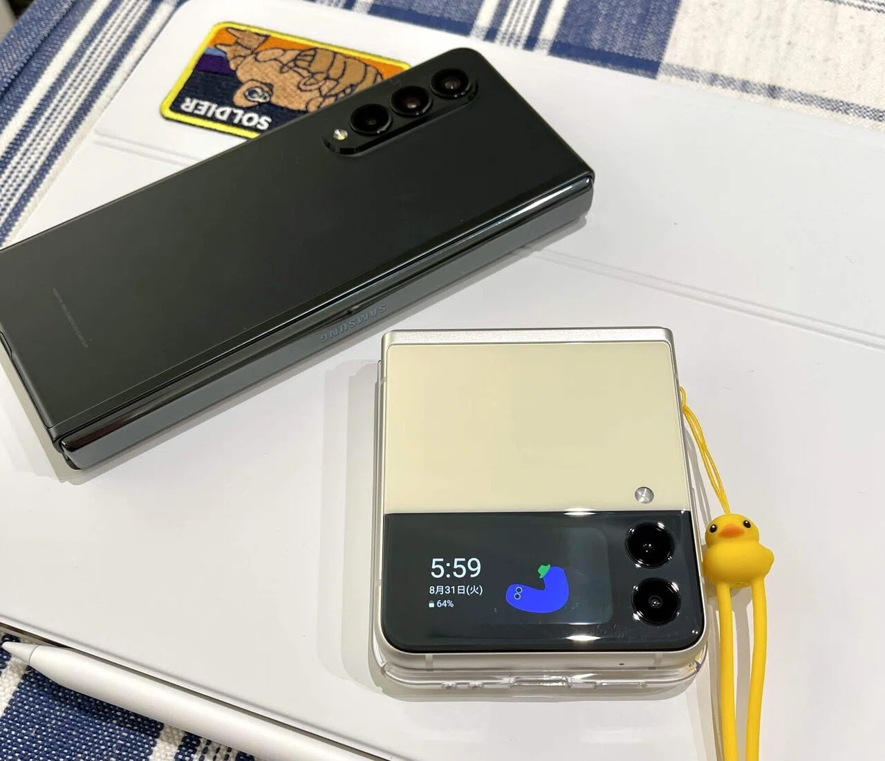 ガラケーっぽいパカパカもパワフルに！Galaxy Z Flip3も到着したのです