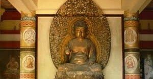 梶山雄一 『大乗仏教の誕生 「さとり」と「回向」』 ： 実質的 浄土