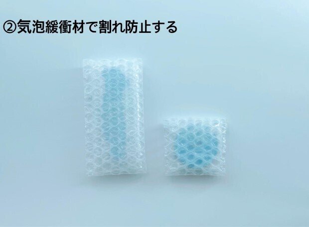 封筒　アクスタ アクリルスタンドの梱包にはクッション封筒が活用できる？2種類