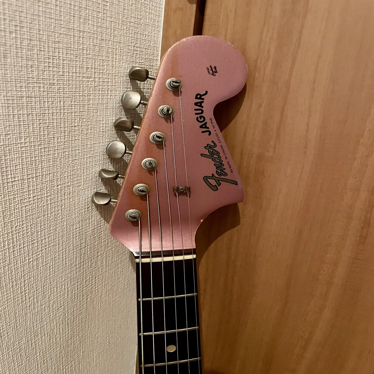 ビンテージギターよもやま話 jaguar burgundy 1964 nov｜渡来宏明