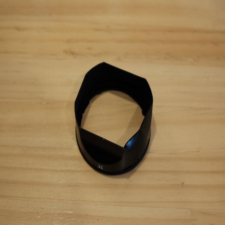 XF35mm F1.4 Rのレンズフードを買い替えた｜メンテーム