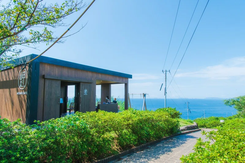 長崎観光 伊王島灯台 と 岬カフェ Akemiteiuyo Note