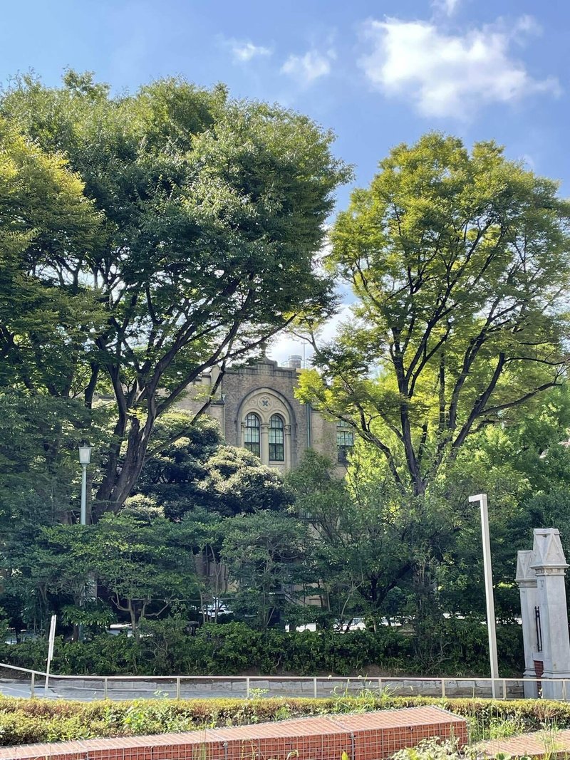 見に来てね Kemcoから見える三田キャンパス Keio Museum Commons 慶應義塾ミュージアム コモンズ