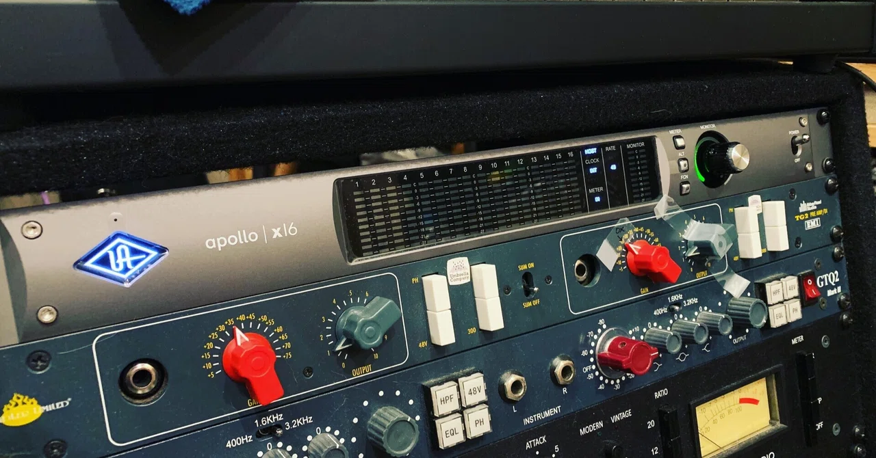 uad オーディオイン x6 dtm apollo レコーディング 録音機材（Apollo 