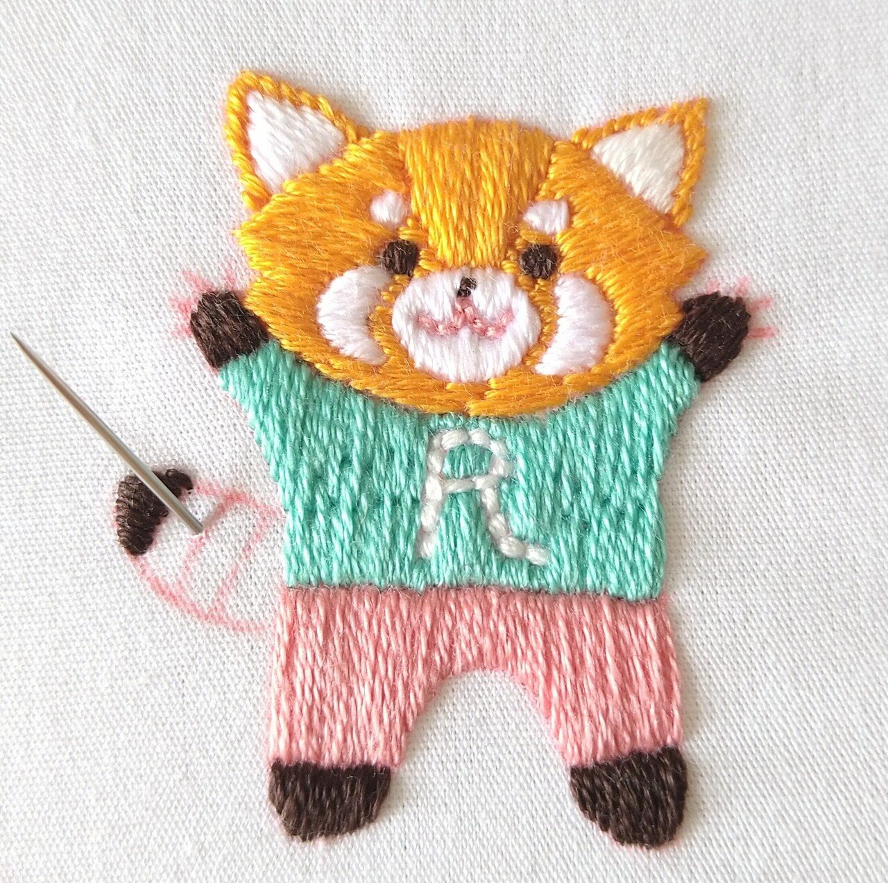 レッサーくんの刺繍図案🐾 ステップ16 〜しっぽの刺繍1〜｜Apostrophe+