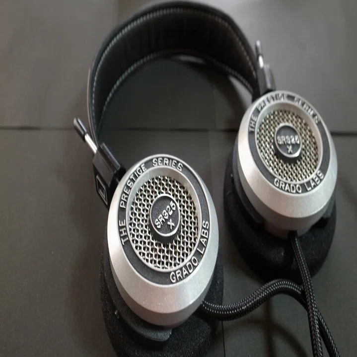 GRADO SR325xレビュー！新しいドライバーを纏った定番ヘッドホン｜onzo