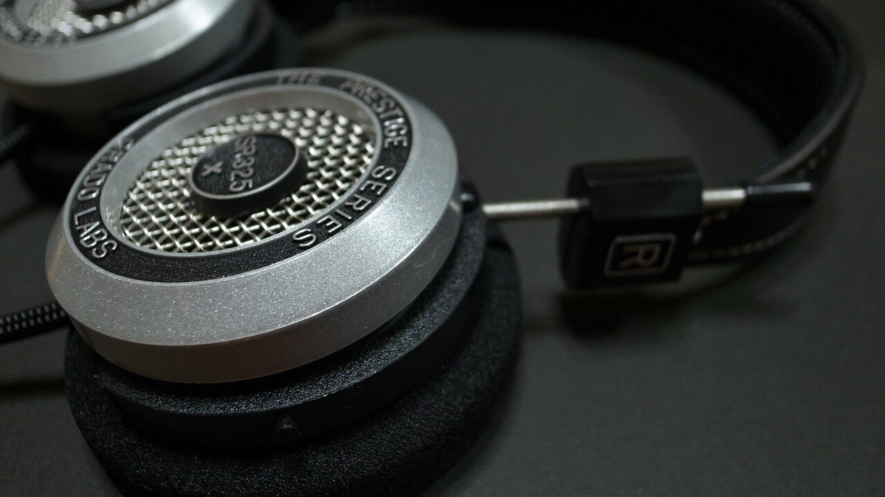 GRADO SR325xレビュー!新しいドライバーを纏った定番ヘッドホン GRADO SR325xレビュー!新しいドライバーを纏った定番ヘッドホン