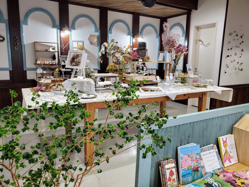 KUKKA cafe+zakka　内装　様子