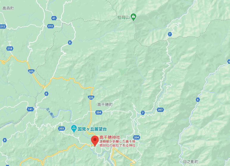 高千穂神社と祖母山