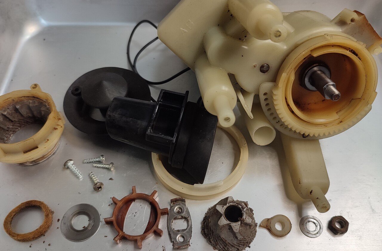 デロンギマグニフィカの完全オーバーホールに挑戦しよう｜まむしの