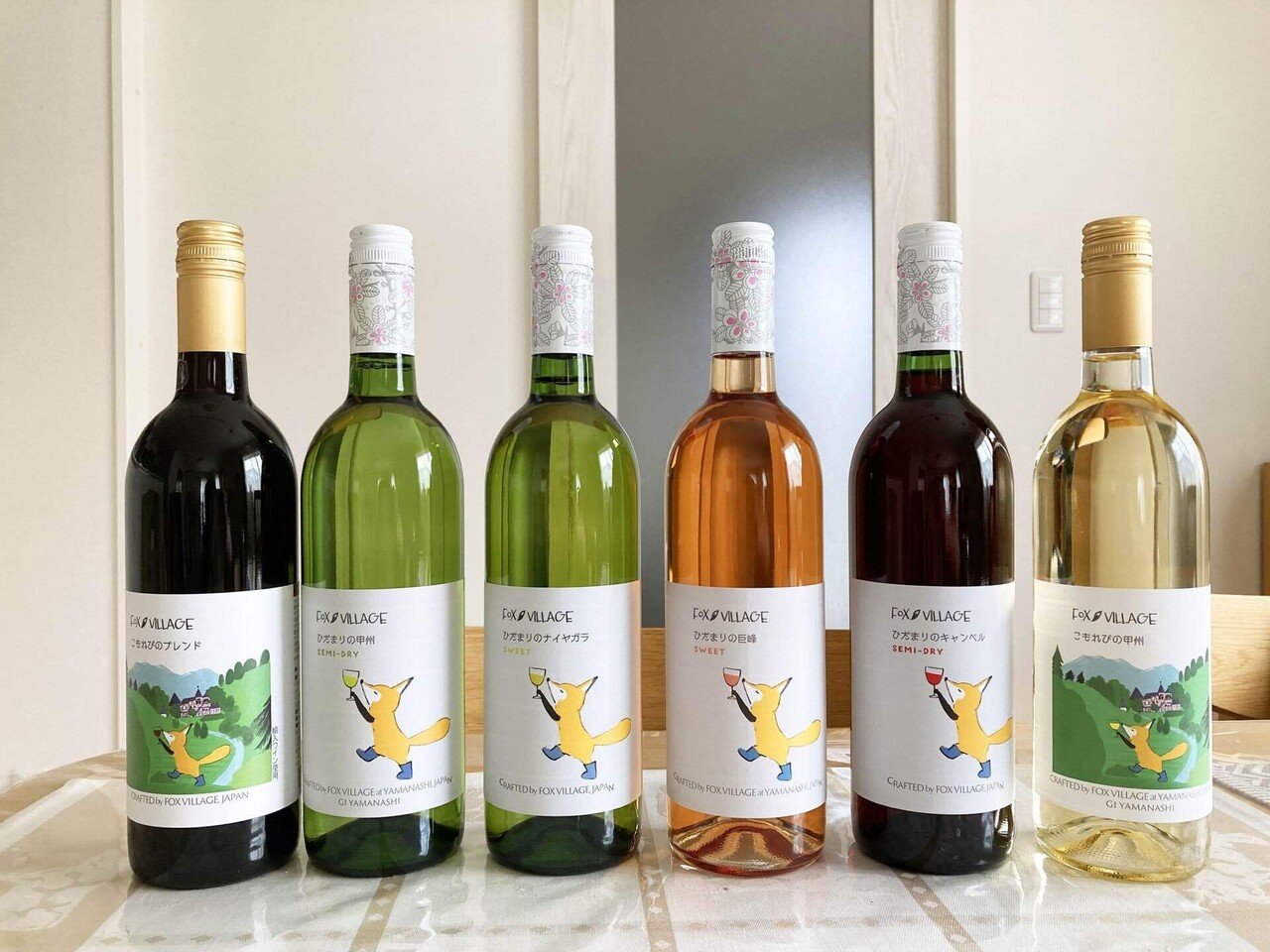 ワインラベル｜ももろ illustrator 絵本