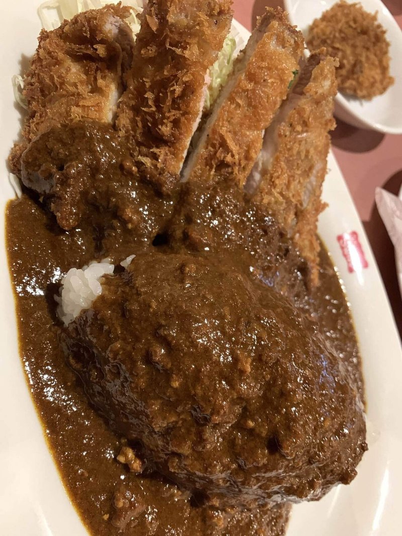 千葉さんのカツカレー