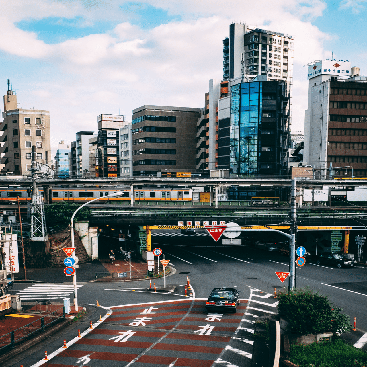 街中で撮る鉄道風景 Yanasnap 街歩きフォトグラファー Note