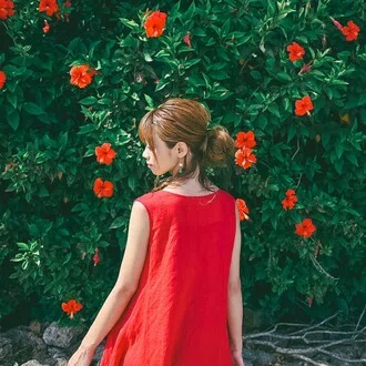 伊佐知美｜Tomomi Isa