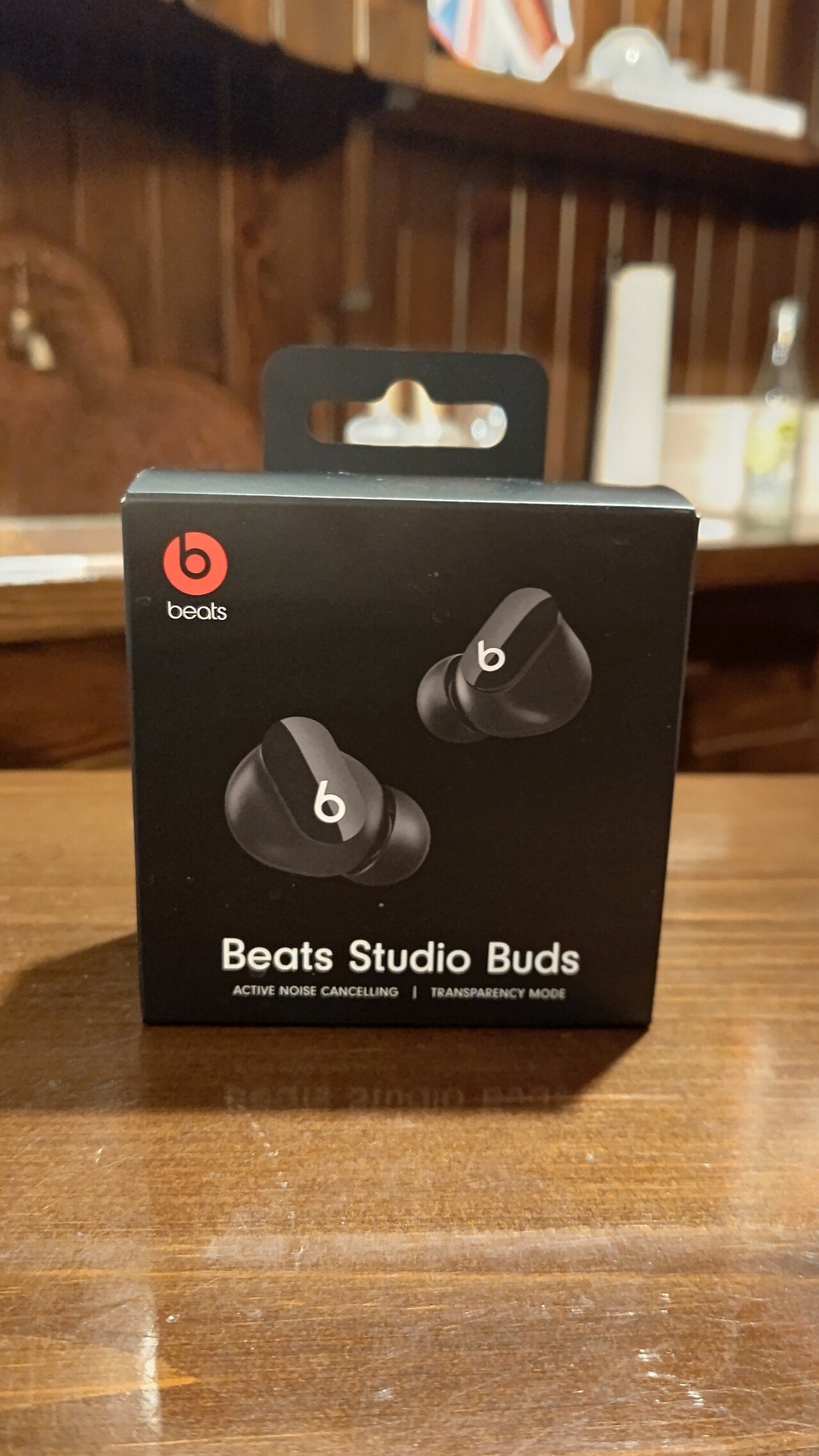 美品  Beats Studio Buds  ワイヤレスイヤホン Beats Studio Buds イヤーバッドのサポート - Beats by Dre