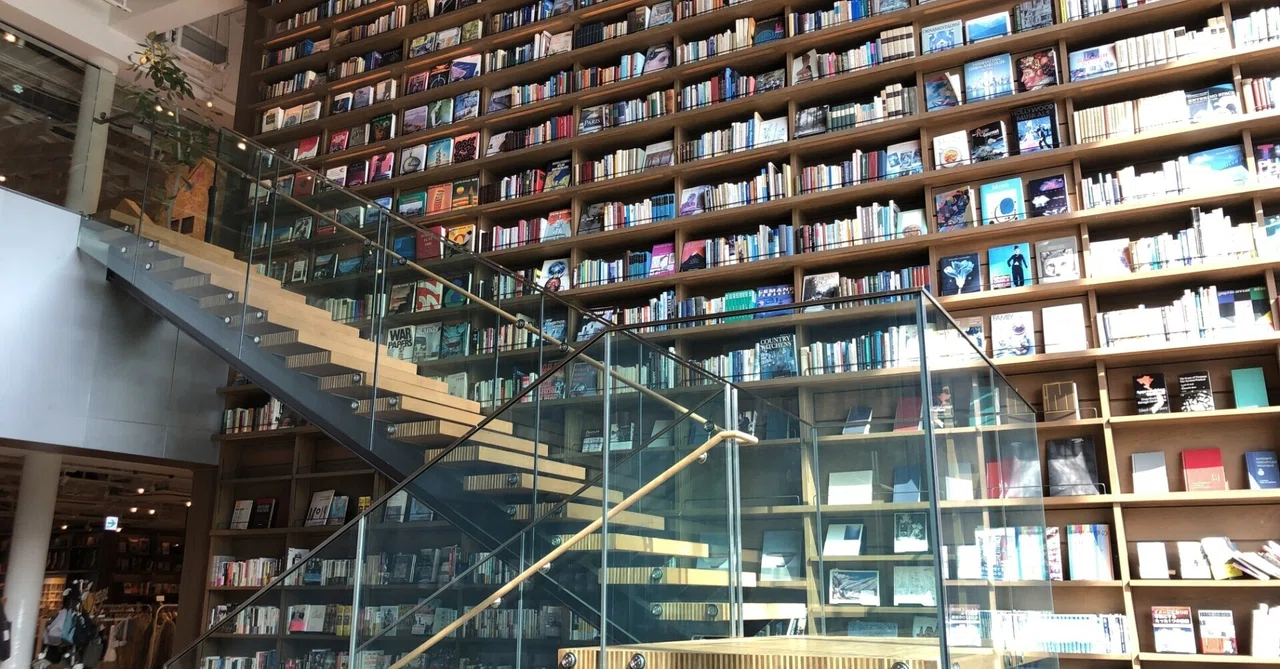 Just Having Books I Want to Read｜みたむらさやか