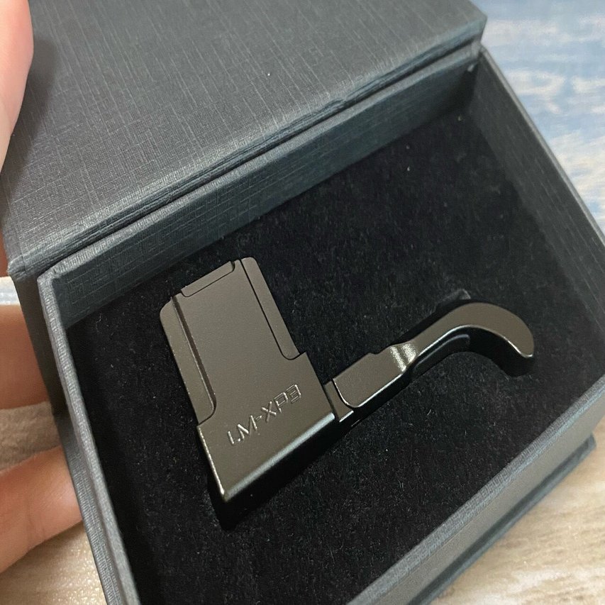 FUJIユーザーにオススメ！レンズメイトの人気サムレストを購入！｜ぽて