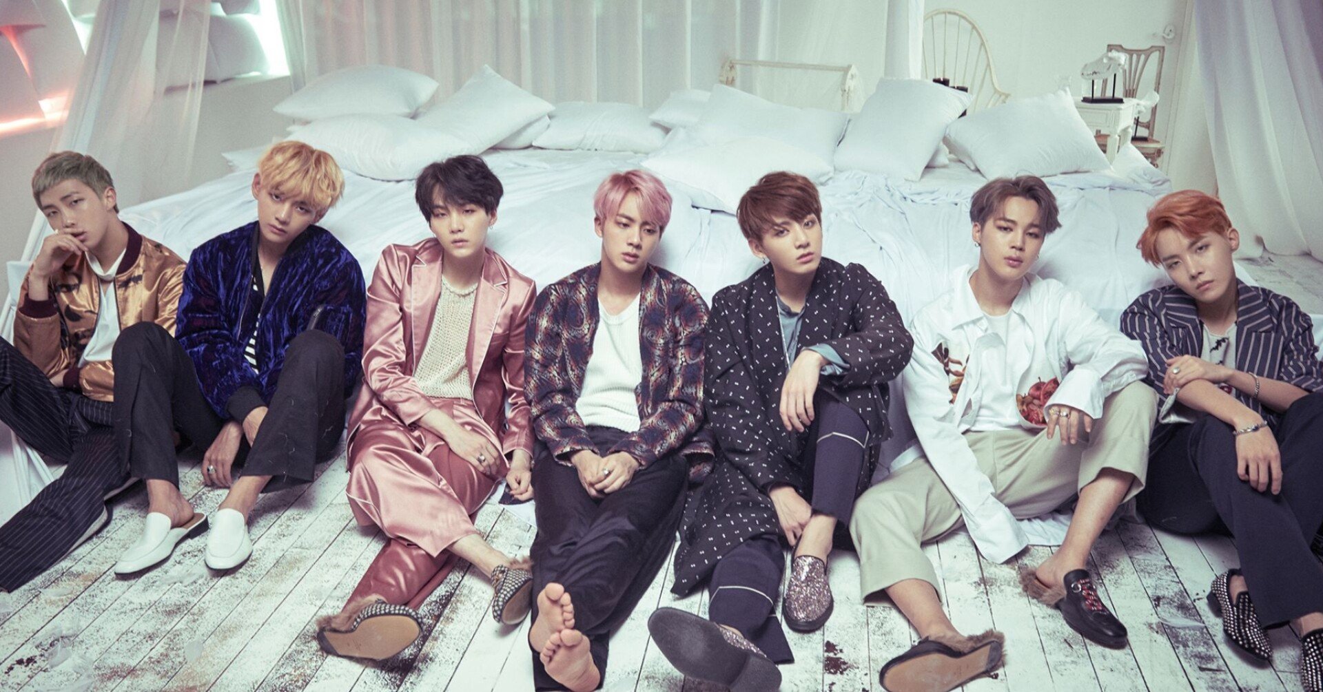 BTS：花様年華_WINGSのショートフィルムを横につなげてみる（アイテム