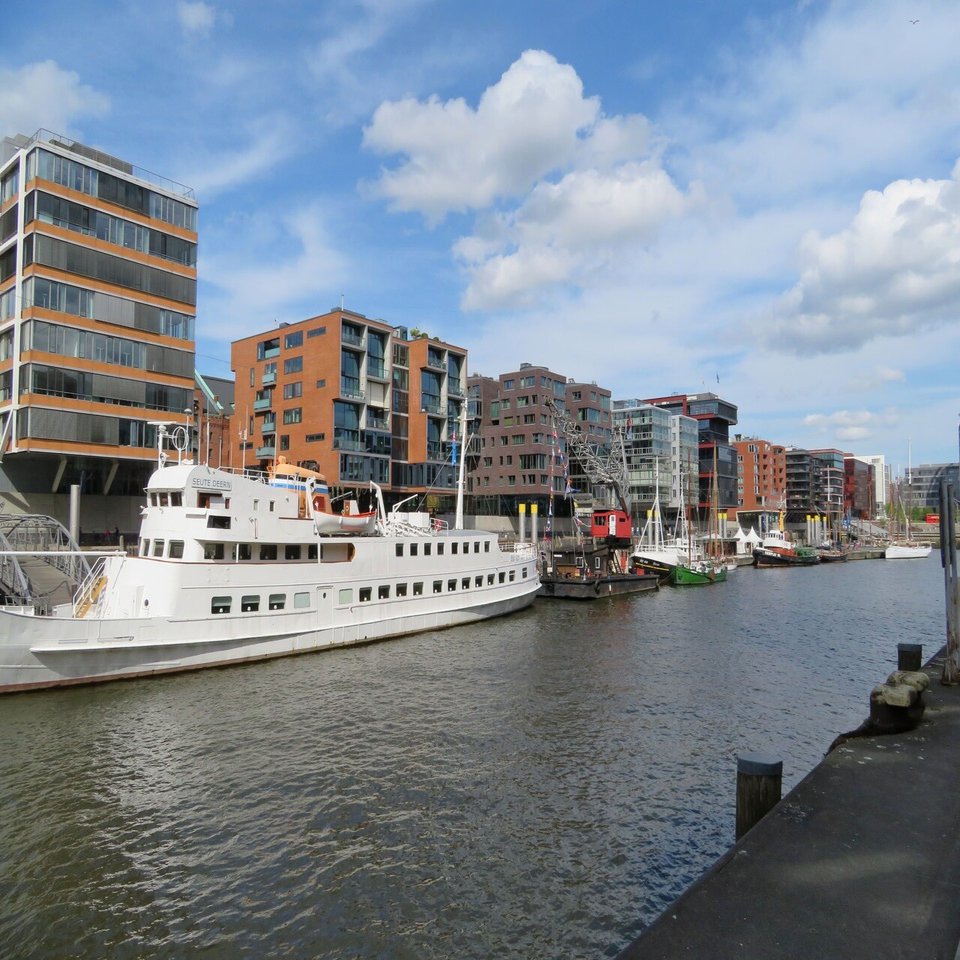 建築 お役御免の倉庫から再生したエルプフィルハーモニー ハンブルク ヘルツォーク ド ムーロン Hiroshi Kawajiri Note