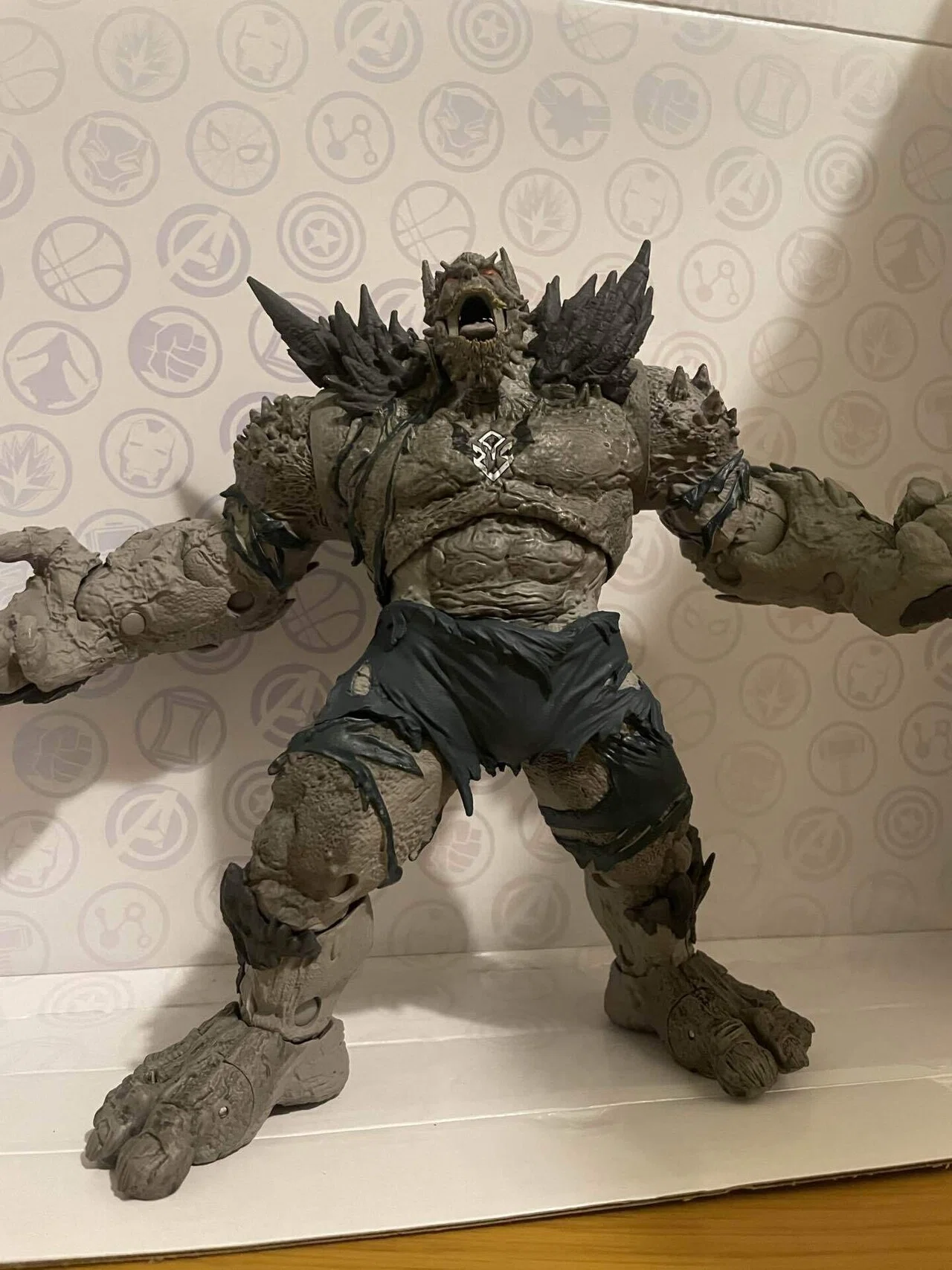 マクファーレントイズ DCマルチバース デバステーター レビュー｜時間