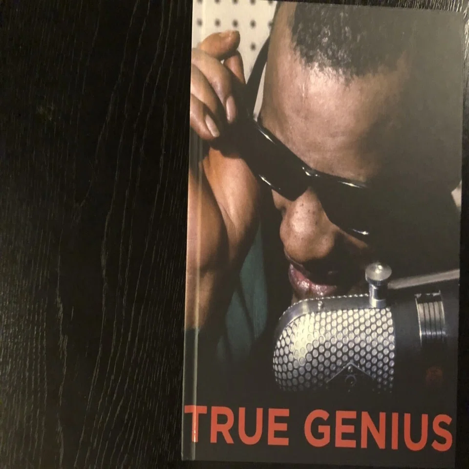 〇豪華ブックレット付CD6枚ボックスセット『トゥルー・ジニアス 