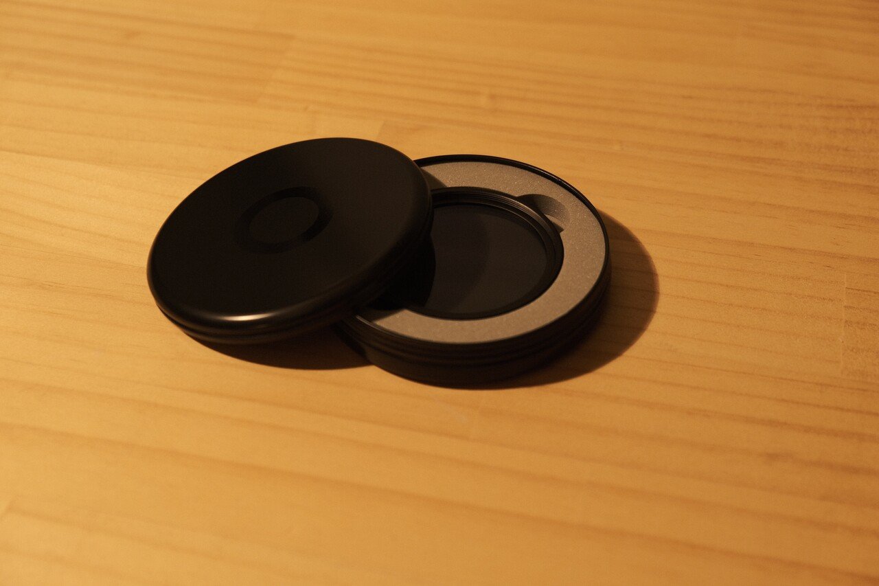 Urth 82mm ND8 (3ストップ) 可変NDレンズフィルター(プラス+) Urth 82mm ND8-128 (3-7ストップ) 可変調整可能NDレンズフィルター