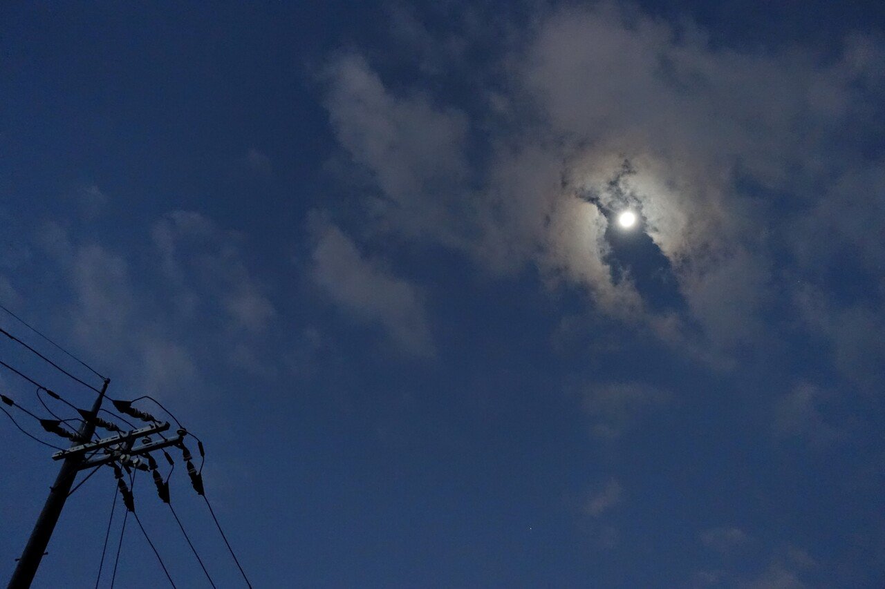 雨でもお月見 季語に見る 月への果てしなき愛 自然 Flow Essence 真柴 みこと Note 雨でもお月見 季語に見る 月への果てしなき愛 自然 Flow Essence 真柴 みこと Note