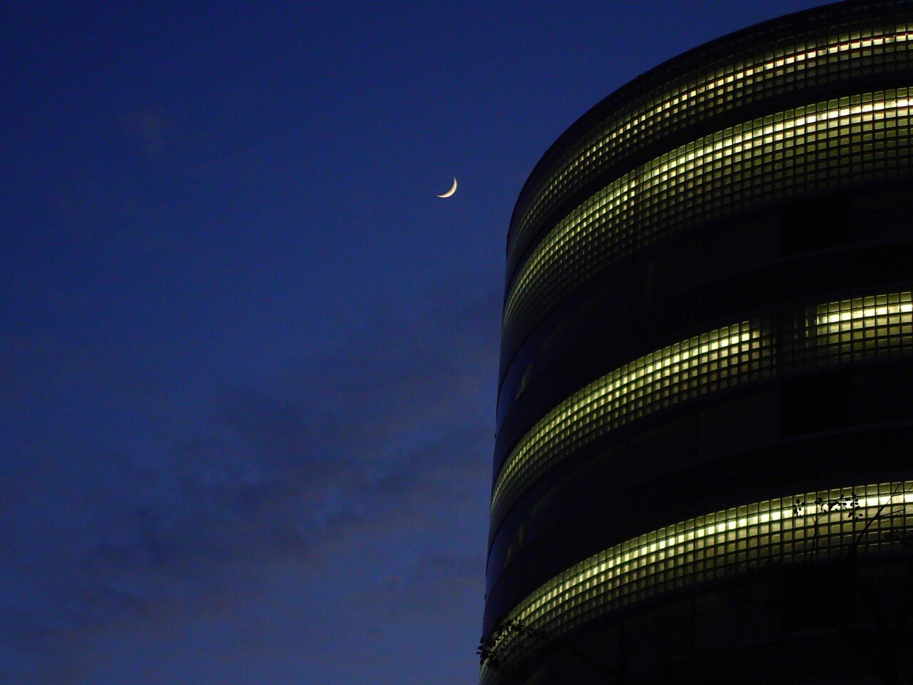 雨でもお月見 季語に見る 月への果てしなき愛 自然 Flow Essence 真柴 みこと Note 雨でもお月見 季語に見る 月への果てしなき愛 自然 Flow Essence 真柴 みこと Note