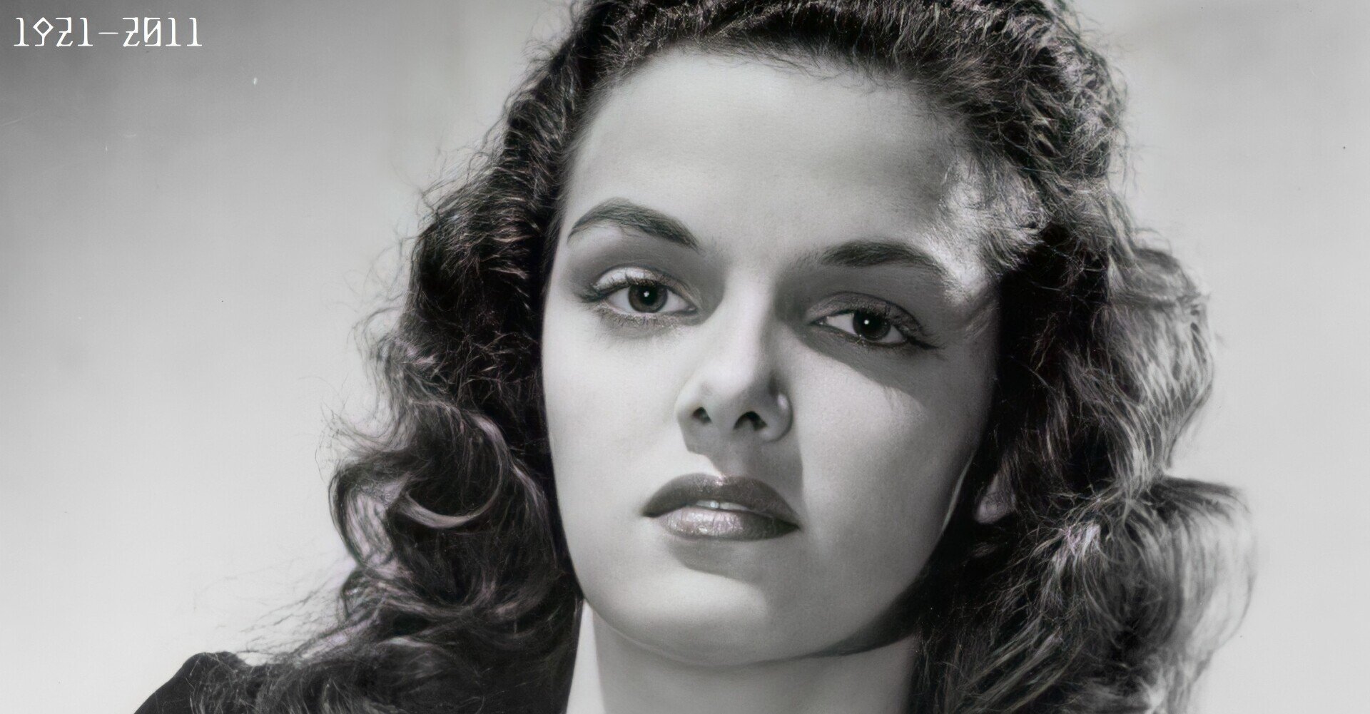 百年ﾆｭｰｽ 1921 大正10 6月21日 火 米国の女優ジェーン ラッセル Jane Russell がミネソタ州で誕生 幼年期にカリフォルニア州へ移住 1940 ならず者 でデビュー 1953 吉塚康一 百年ﾆｭｰｽ 毎日が100周年 Note