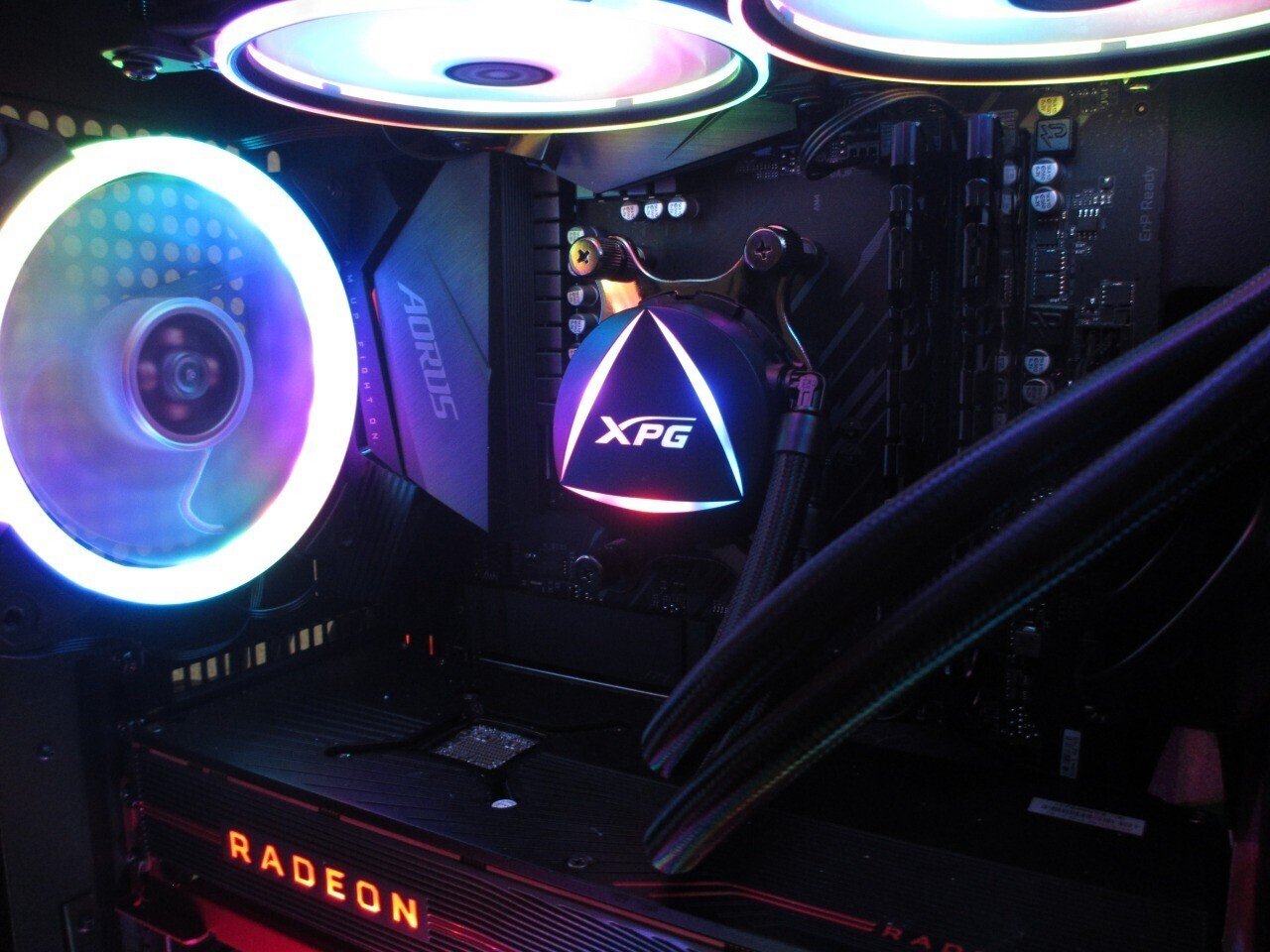 メインがOEMな簡易水冷製品で特色をつけられるか？：XPG LEVANTE