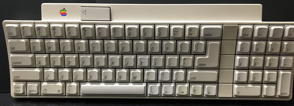 コンピュータ談義 #ADBキーボード達 #キーボード #棚卸し|Mattaka コンピュータ談義 #ADBキーボード達 #キーボード #棚卸し|Mattaka
