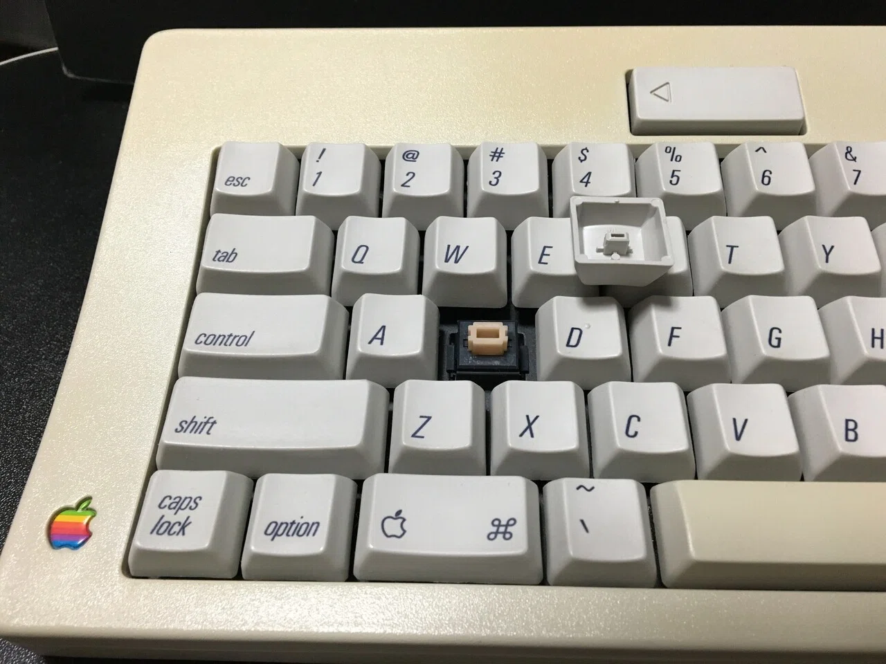 コンピュータ談義 #ADBキーボード達 #キーボード #棚卸し|Mattaka コンピュータ談義 #ADBキーボード達 #キーボード #棚卸し|Mattaka