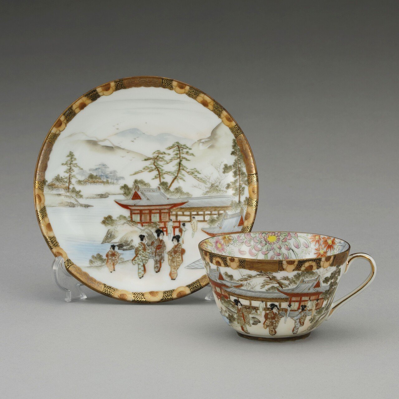 最終処超レア明治里帰り美術品カップ＆ソーサー完品　竹山　点盛り　芸妓　雅な雰囲気 100年以上前に作られたカップ＆ソーサーを展示します｜横山美術館