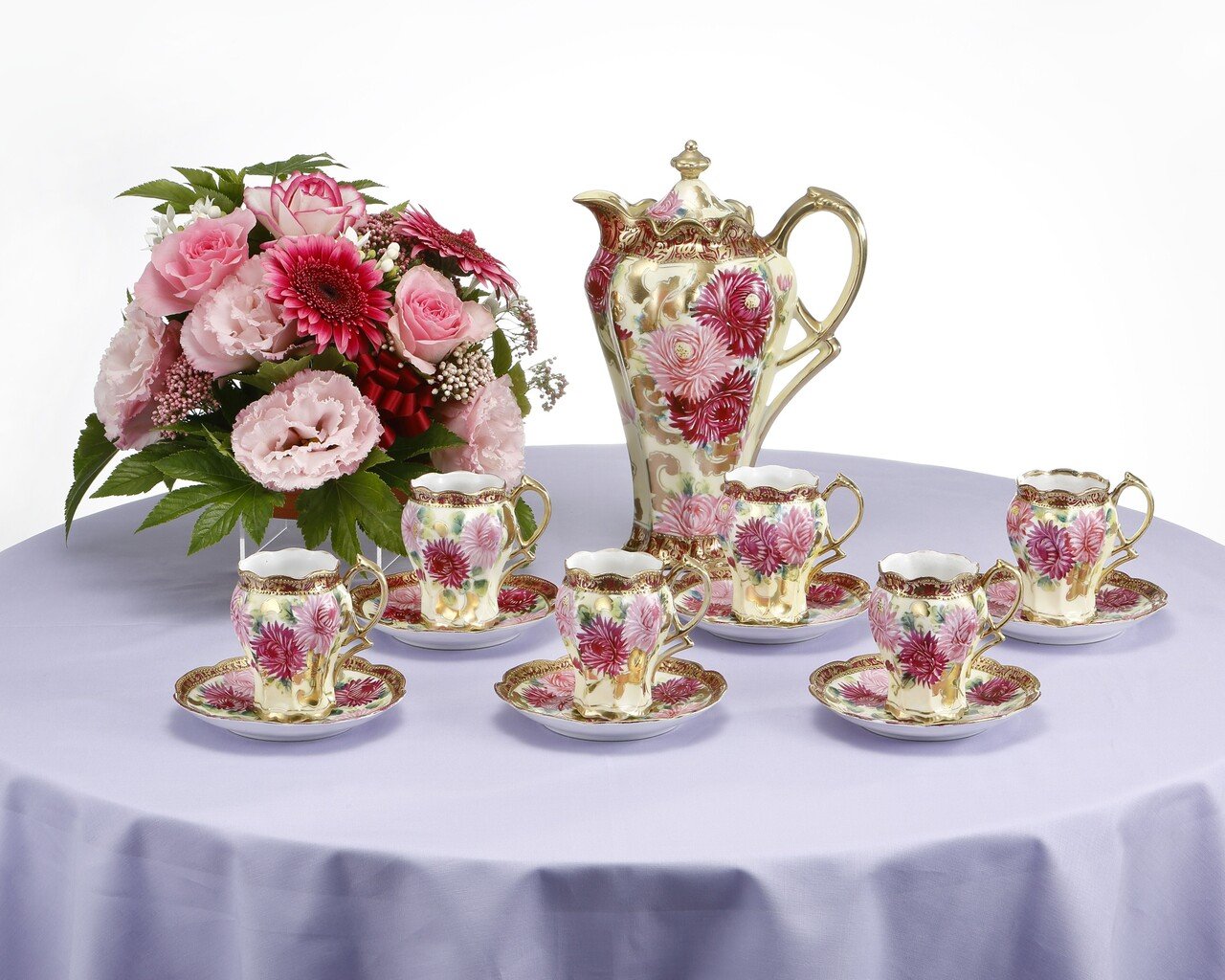 最終処超レア明治里帰り美術品カップ＆ソーサー完品　竹山　点盛り　芸妓　雅な雰囲気 100年以上前に作られたカップ＆ソーサーを展示します｜横山美術館