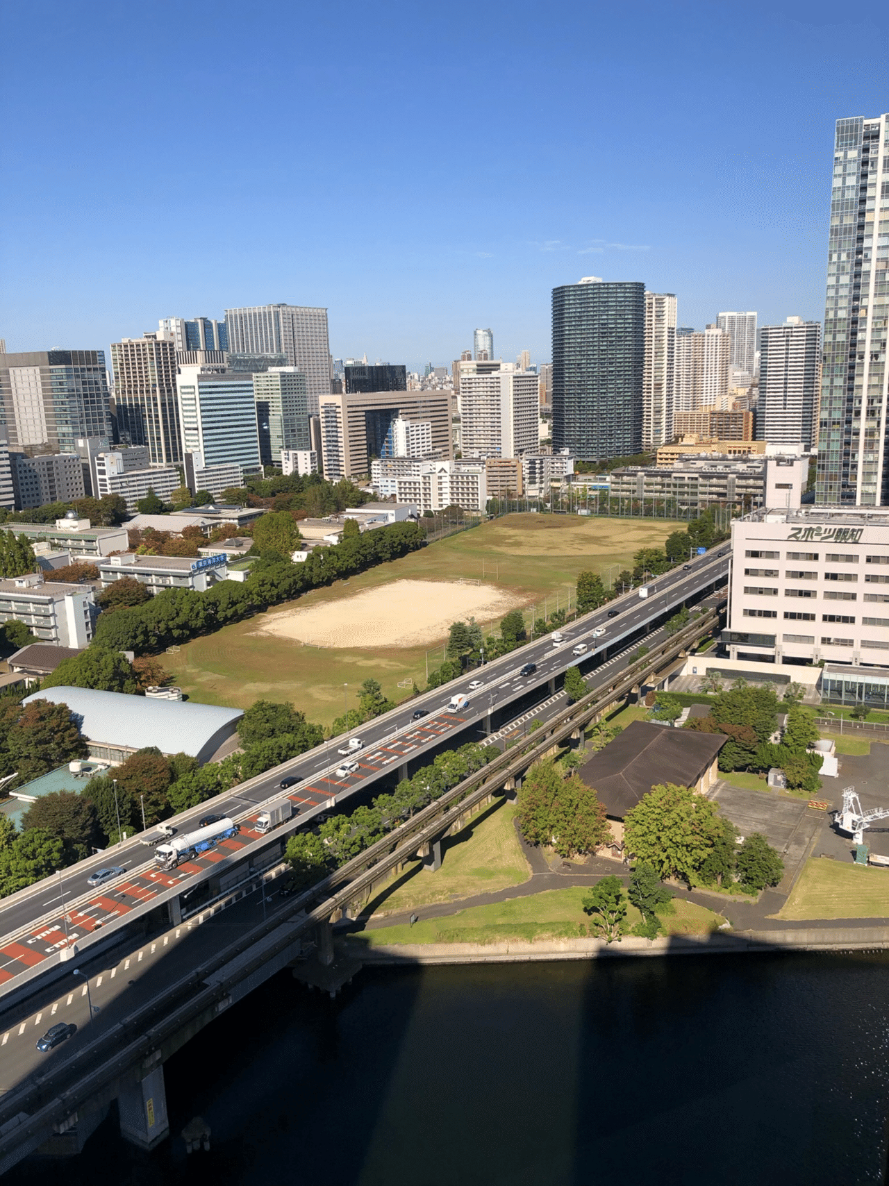 天王洲アイル 日中の眺望 写真 風景 都会 スカイツリー 眺望 花咲 空輝 Note