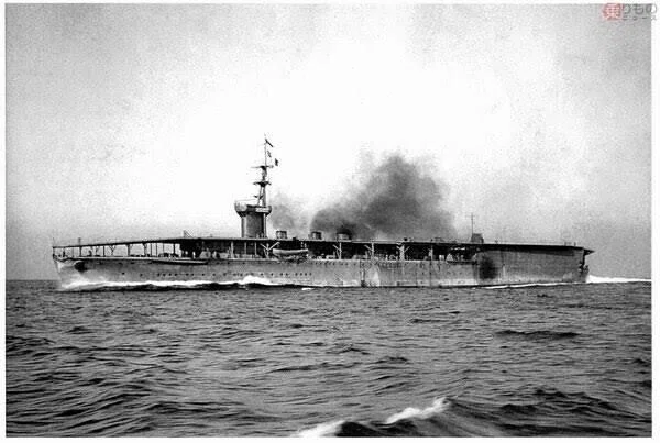 【特大110cm/戦前当時物】昭和13年 海軍省 艦隊航行図 帝国海軍社 HB製 鳥海 写真 古写真 戦前 船舶 軍艦 大日本帝国海軍 日本 A39)07 沈没