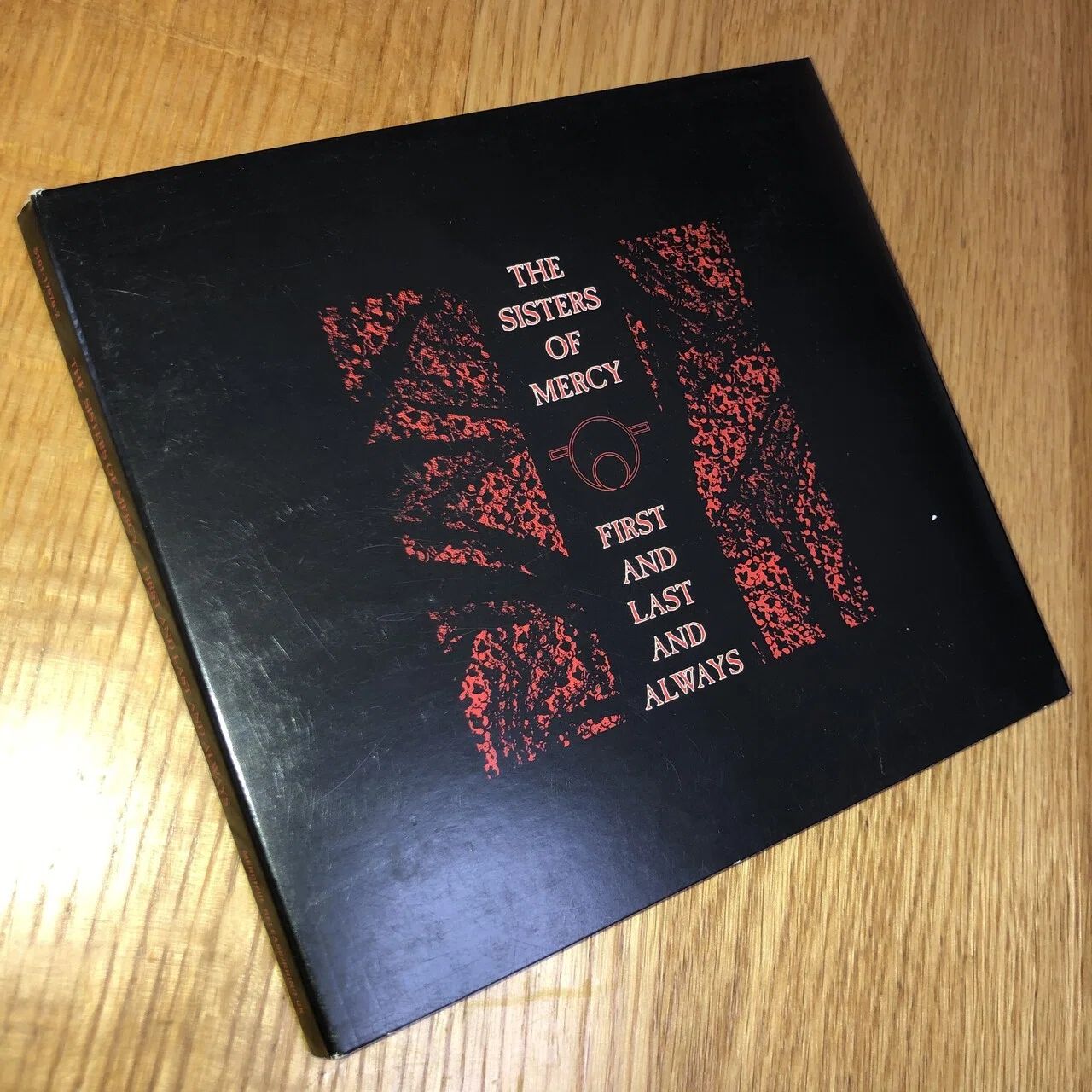 祝100枚目のレビュー)The Sisters Of Mercy の『First & Last 祝100枚目のレビュー)The Sisters Of Mercy の『First & Last