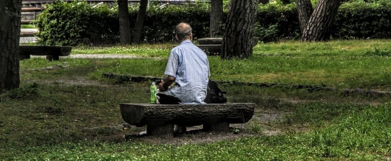 生きているうちに「孤独に死ぬ」ことを心配している暇なんかないんだよ！