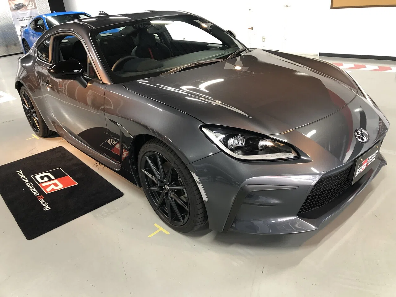GR86 GR86,BRZグレーメタリックトランクP8Y 新型GR86,BRZ BRZ ZN8 GR