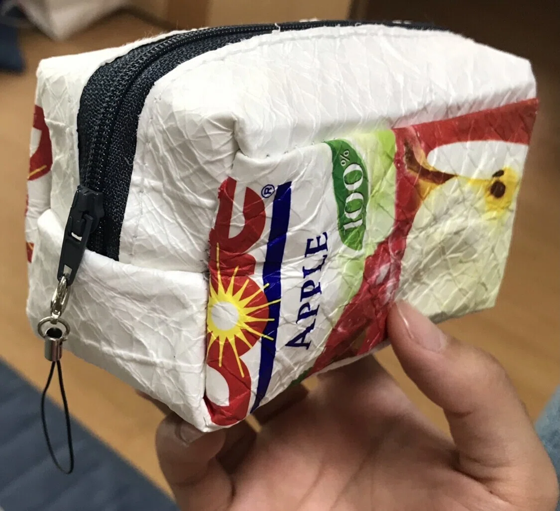 ジュースの紙パックでポーチ テイクc Note ジュースの紙パックでポーチ テイクc Note