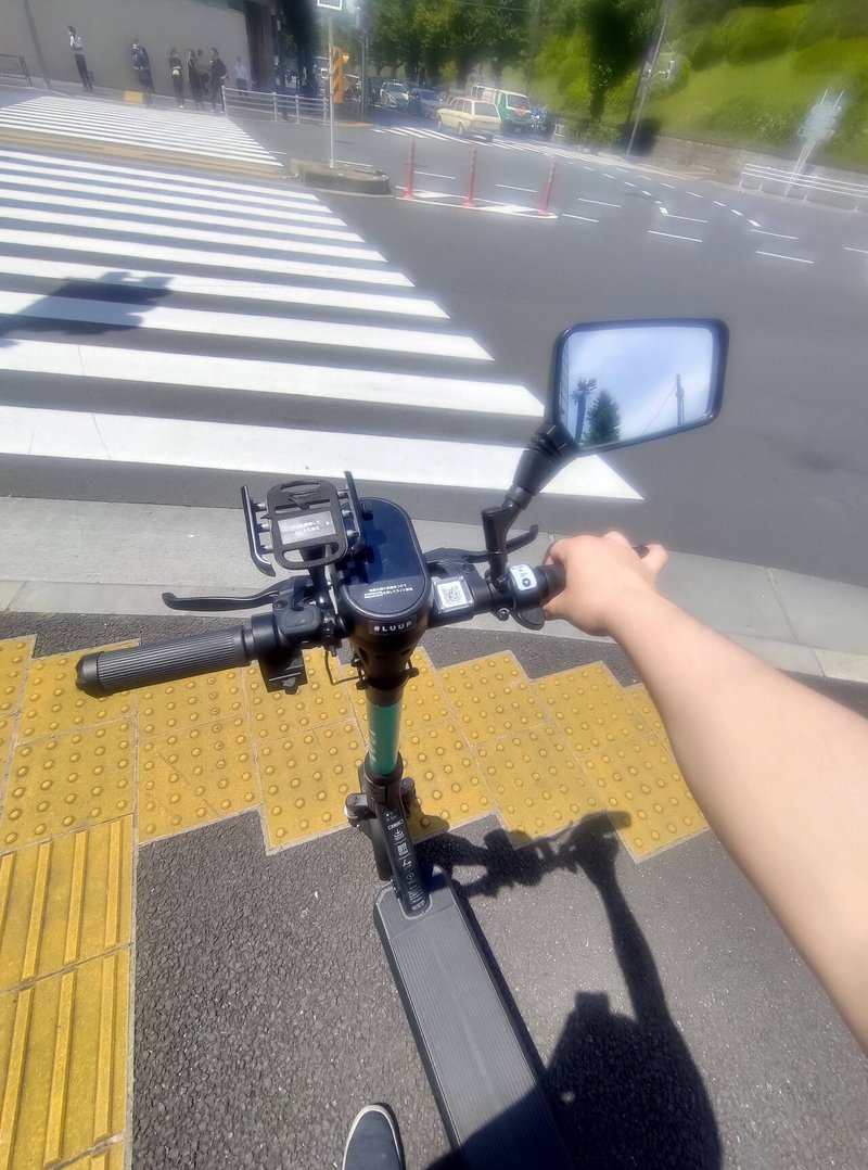 LUUPの電動キックボード