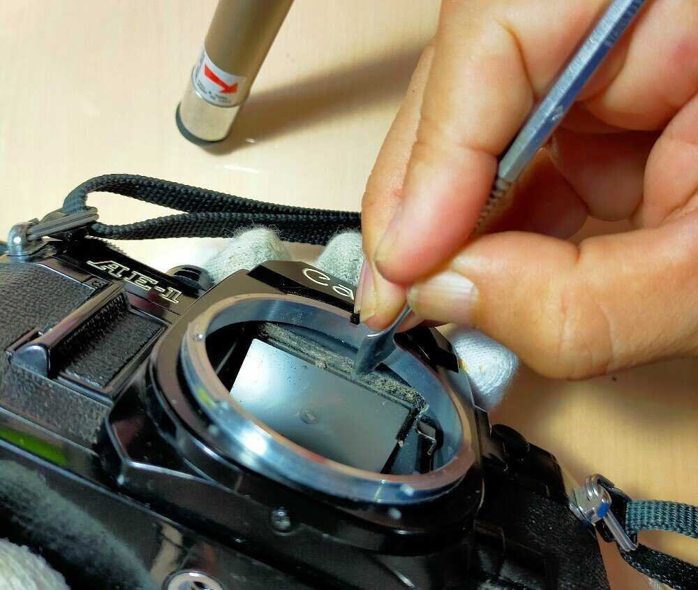 モルト交換(キャノンAE-1)｜フィルムカメラ修理のアクアカメラ