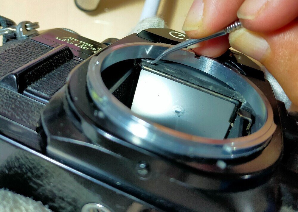 モルト交換(キャノンAE-1)|フィルムカメラ修理のアクアカメラ モルト交換(キャノンAE-1)|フィルムカメラ修理のアクアカメラ