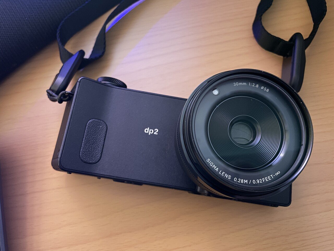 SIGMA デジタルカメラ dp2Quattro 2900万画素 FoveonX3ダイレクトイメージセンサー(APS-C)搭載 930257 d2ldlup Amazon.co.jp: SIGMA デジタルカメラ dp2Quattro 2,900万画素