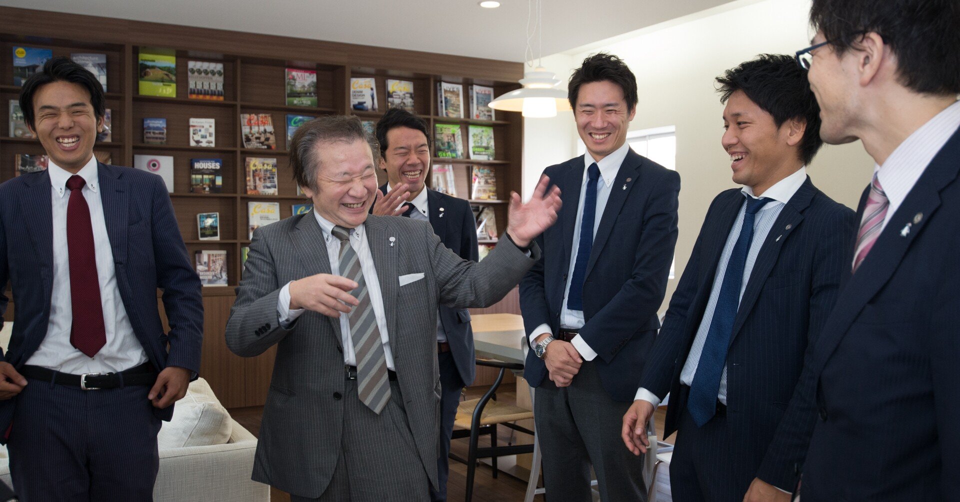 渦の中心になれ 西田芳明の一刀両断 Note