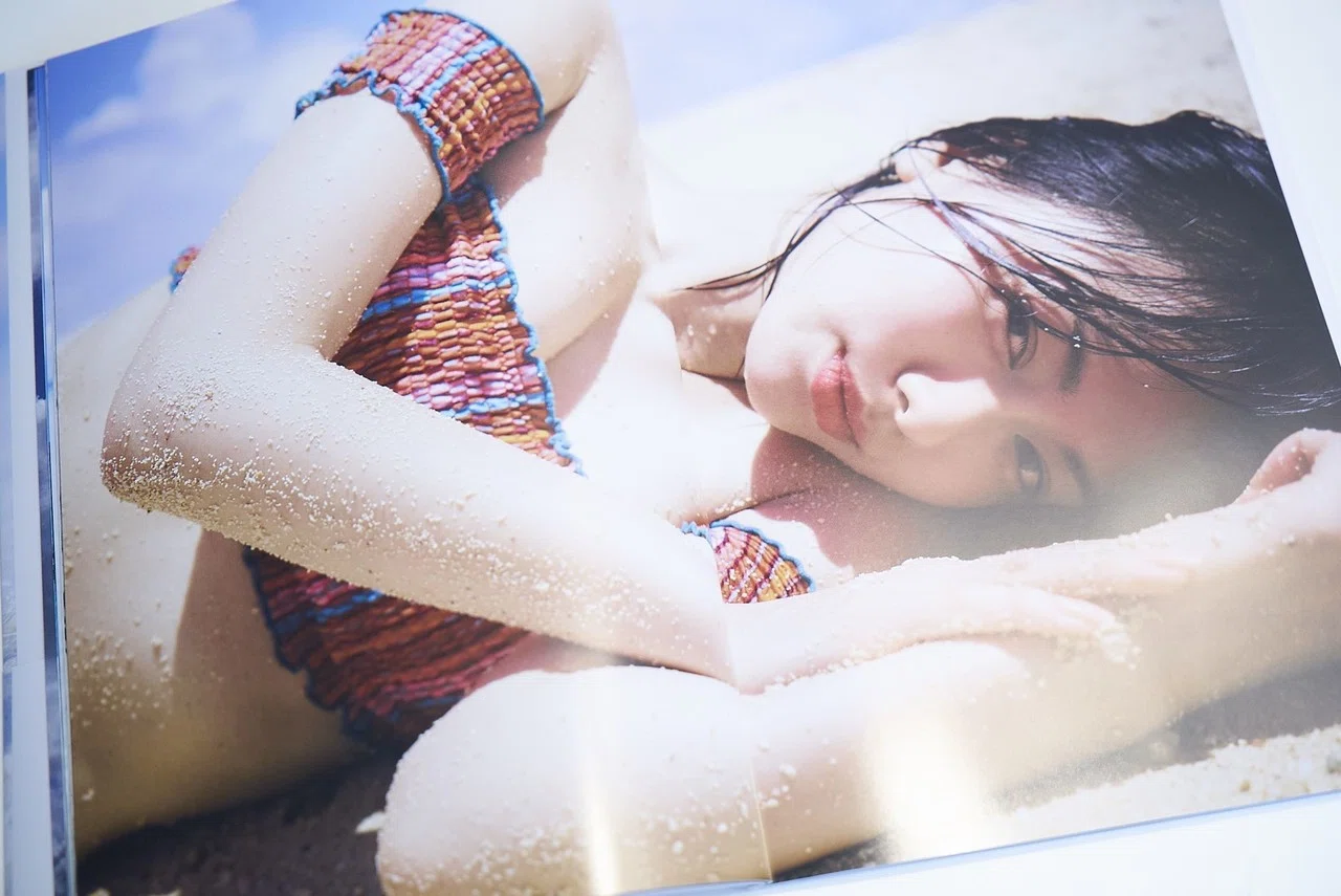 山本舞香写真集「サニー／ムーン」の秘密。沖縄編｜すずきしん